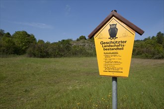 Sign 'Geschuetzter Landschaftsbestandteil'