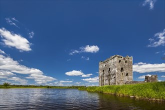 Ruins of Threave Castle on the River Dee