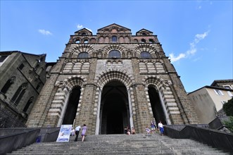 Le Puy Cathedral