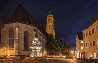 St. George's Church with its steeple called 'Daniel' and the market fountain at night