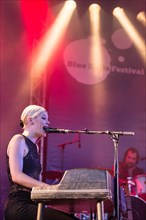 The Belgian singer and songwriter Trixie Whitley live at the Blue Balls Festival