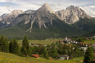 Lermoos in Ehrwalder Becken valley in front of Mount Ehrwalder Sonnenspitze and Mount Gruenstein