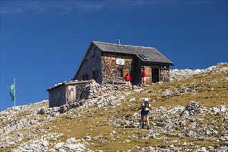Hikers at Edelweisserhuette refuge