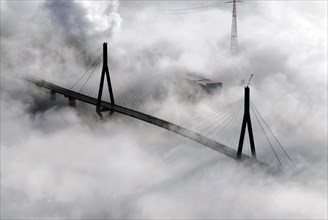 Koehlbrand Bridge in the fog