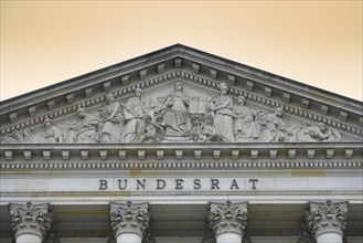 Lettering and relief in the tympanum above the main entrance of Deutscher Bunderat