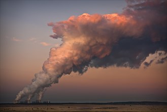 Jaenschwalde Power Station with steam cloud