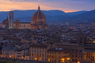 Florence Cathedral or Basilica di Santa Maria del Fiore at dusk