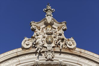 Neo-Baroque sculptural decoration
