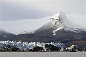 Arrheniusfjellet Mountain above Nathorstbreen Glacier