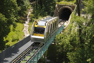 Hungerburgbahn hybrid funicular railway