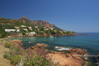 Beach Plage d'Antheor and Cap Roux