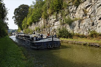 Freighter Joshua at a rock cut-off past lock No. 41