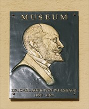 Plaque at the Carl Auer von Welsbach Museum