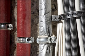 Insulated heating pipes