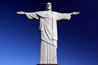 Christ the Redeemer statue
