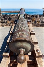 Old cannon on the fortress at Plaza Europa