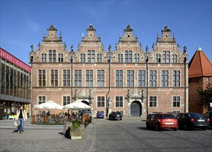 Facade of the Great Armory in Coal Market square
