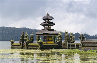 Pura Ulun Danu temple on Lake Bratan