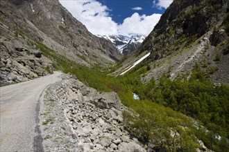 Alpine road in the valley of Veneon