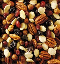 Dried fruit and nut mix
