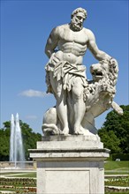 Statue of Hercules by Giuseppe Volpini