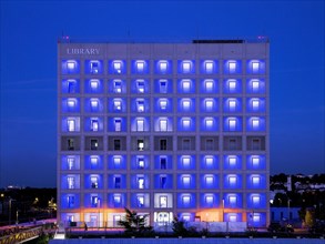 Public library at Mailaender Platz square