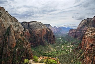 Panoramic views from the lookout at Angels Landing into Zion Canyon