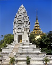 Kantha Bopha Stupa at the Silver Pagoda