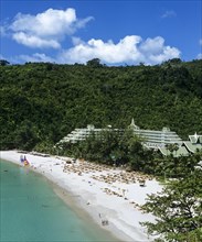 Le Meridien Phuket Beach Resort