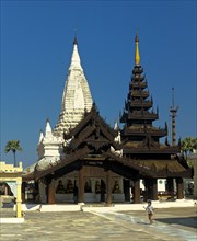 Courtyard of Shwezigon Pagoda