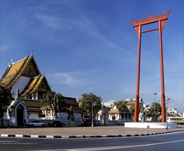 The Giant Swing in front of Wat Suthat