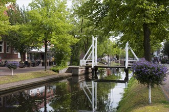 Hauptkanal canal with bridge