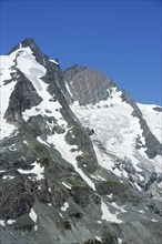 Mt Kleinglockner and Mt Grossglockner