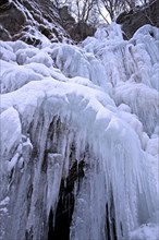 Frozen Plaesterlegge waterfall