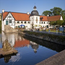 Haus Rodenberg moated castle