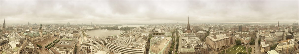 360-degree gigapanorama of Hamburg from the top of St. Peter's Church
