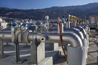 Pipes and pumps for re-watering Owens Lake