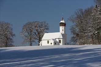 Hubkapelle chapel in winter