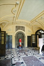 Entrance hall on the ground floor of the old Lenbach Villa with sculptures by Erwin Wurm