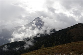 Peitlerkofel Mountain in the clouds