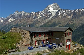 Krummenalp guesthaus at Loetschen Pass