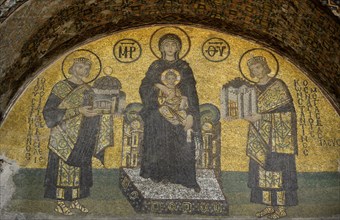 Virgin Mary with the baby Jesus between Emperor Constantine with a model of his new city of Constantinople and Justinian with the model of his new church