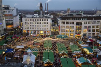 Christmas market on Kennedyplatz square