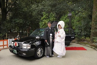 Japanese couple in kimonos