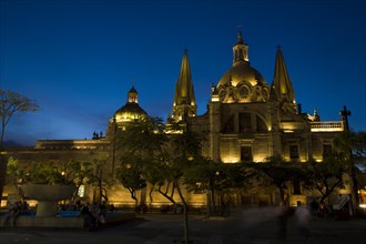 Cathedral Catedral de Guadalajara at night