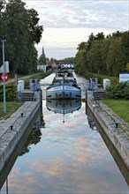 Freighter Franto on the Canal des Vosges