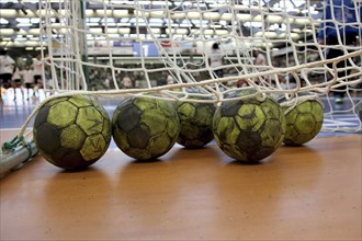 Handball balls for matchplay