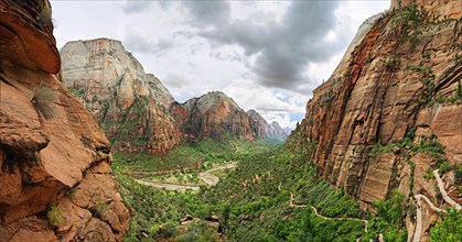 En route to Angels Landing on the West Rim Trail with views of the Great White Throne and Zion Valley