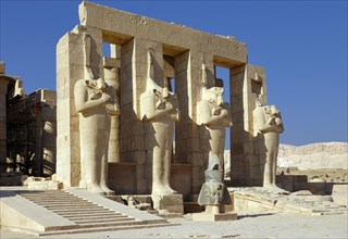Facade with columns and Osiris statues at the Ramesseum
