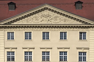 Neo-classical facade of the Thon-Dittmer-Palais